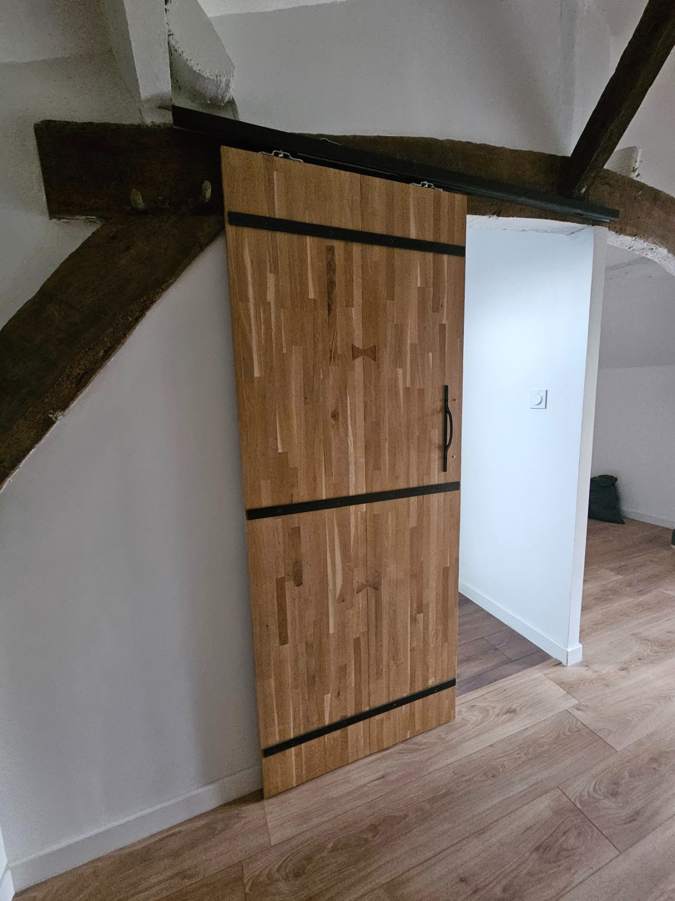 Créations de portes coulissantes sur mesure pour chambre, cuisine, séparateur d'espace, séparateur de pièce